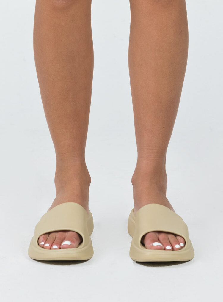 havana ginger feet 5