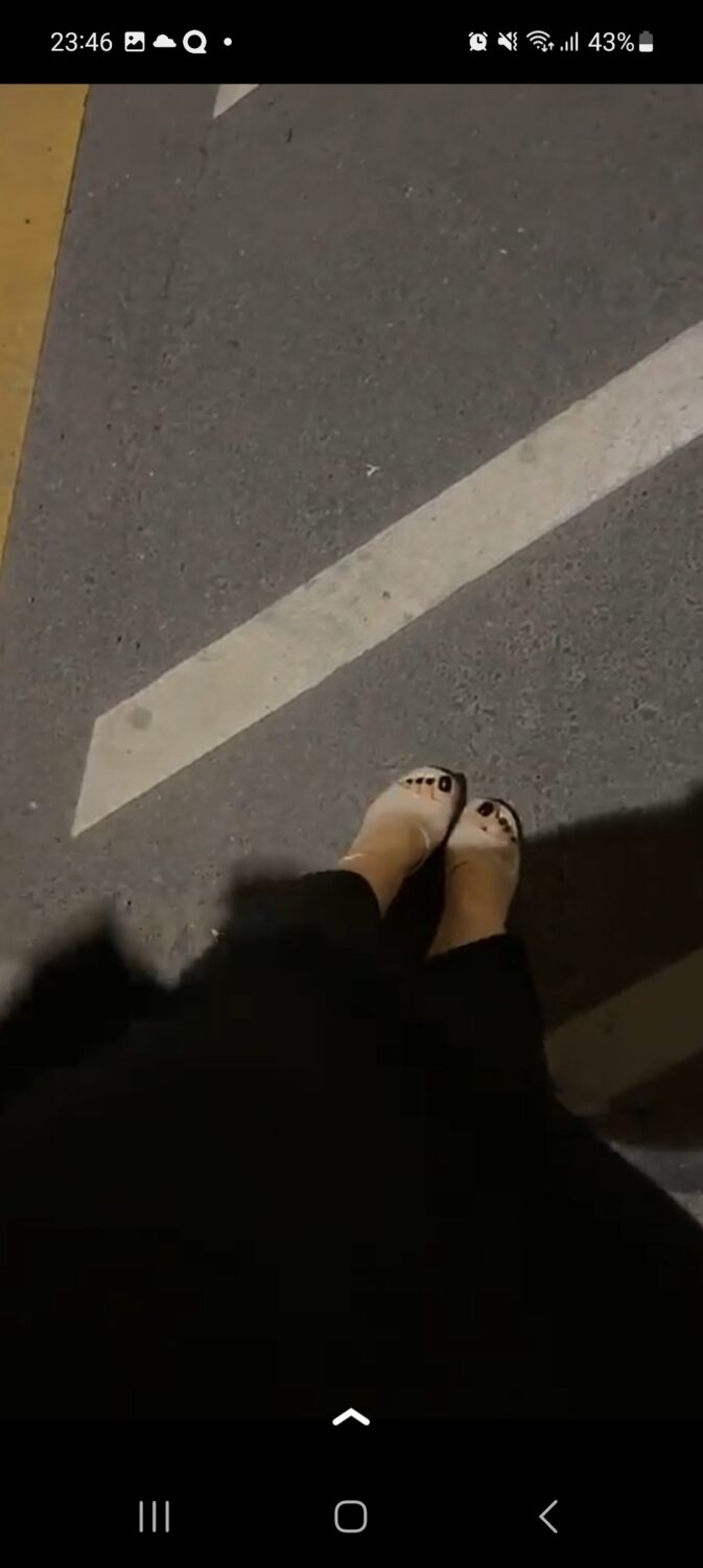 haya maraachli feet 2