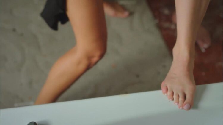 hayal koseoglu feet 4