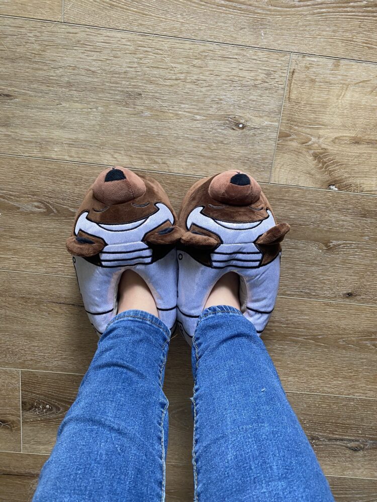 hayden daviau feet 4