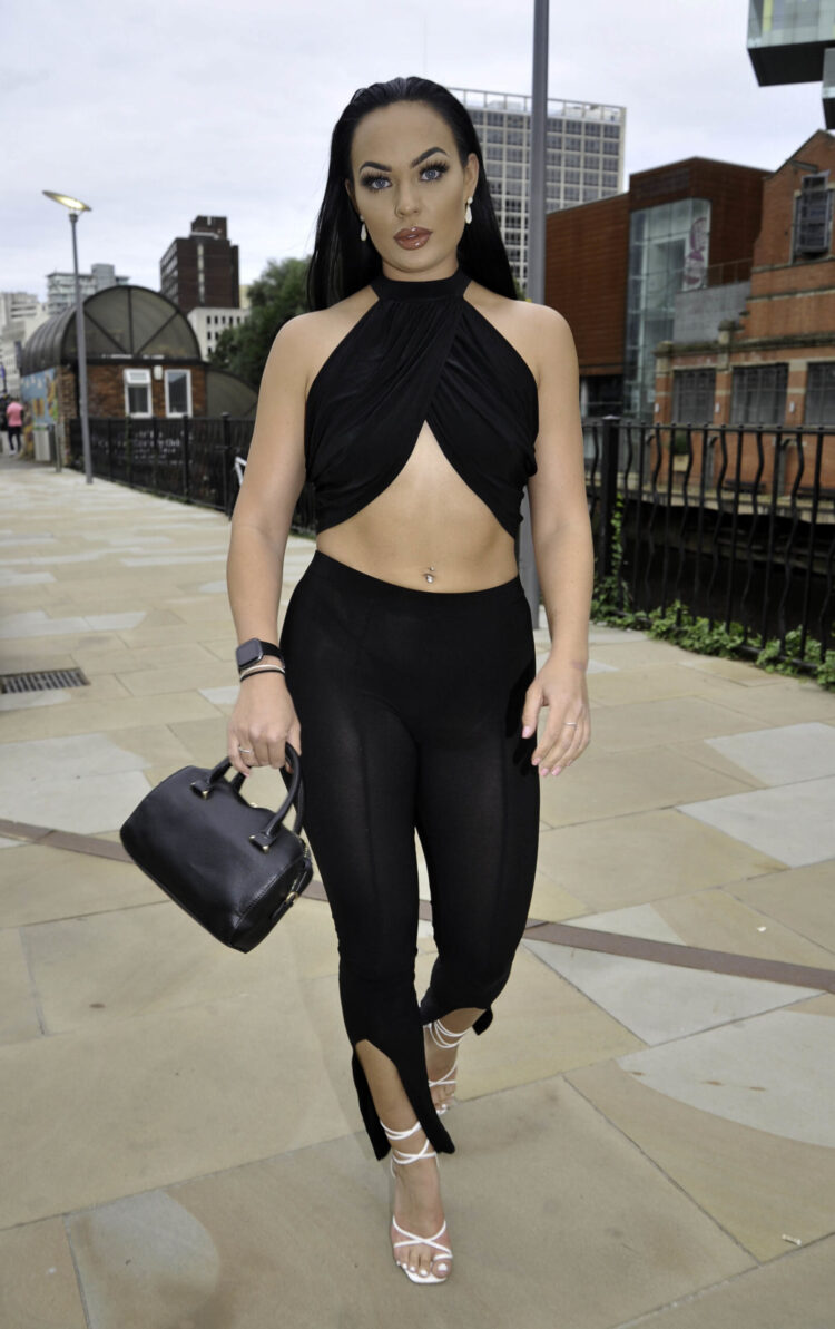 hayley fanshaw feet scaled