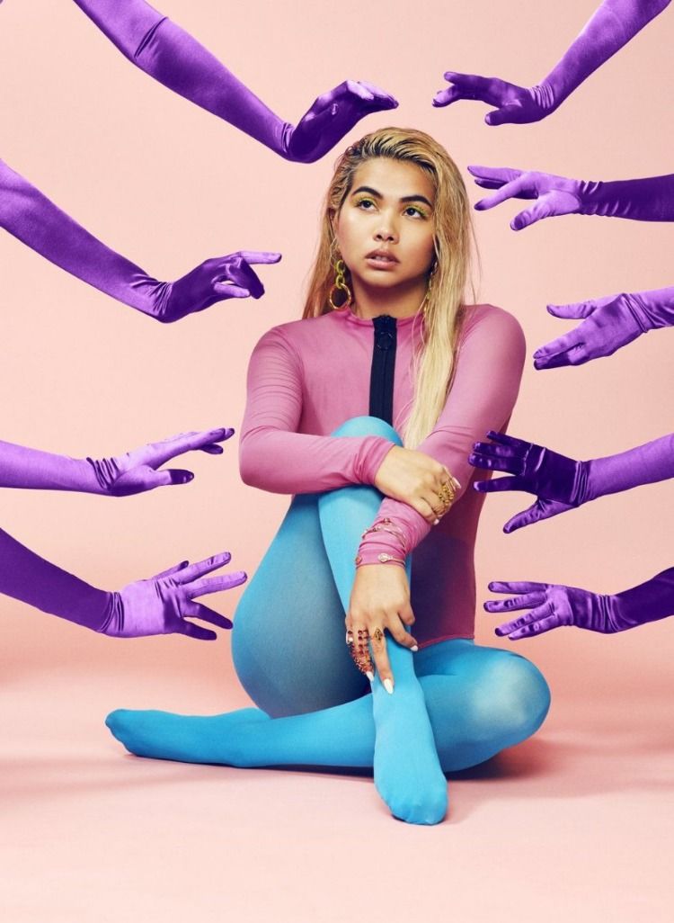 hayley kiyoko feet 5