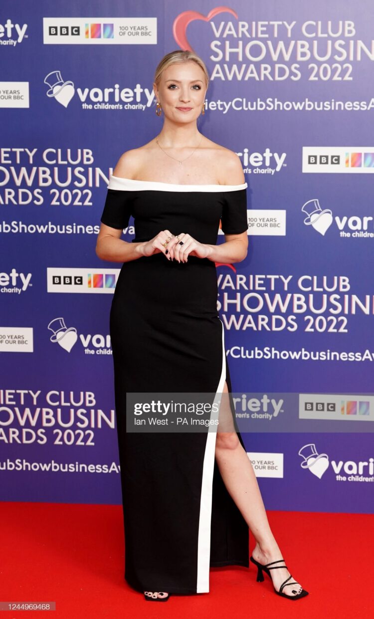 hayley morris feet 3