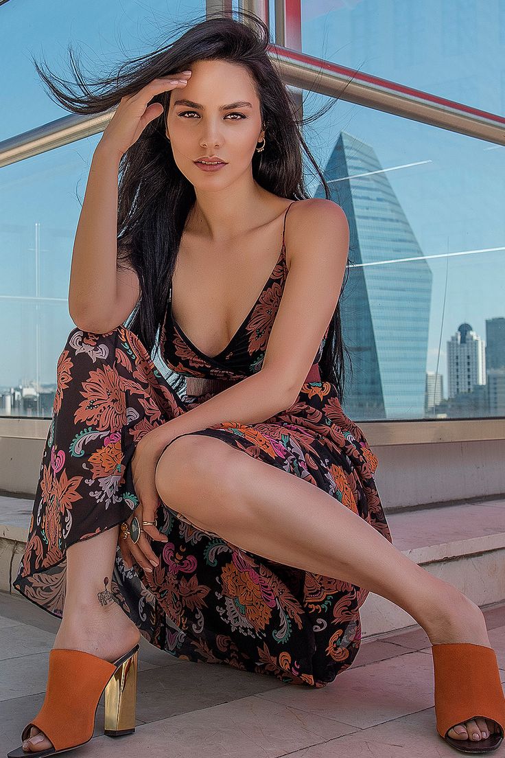 hazal aydin feet