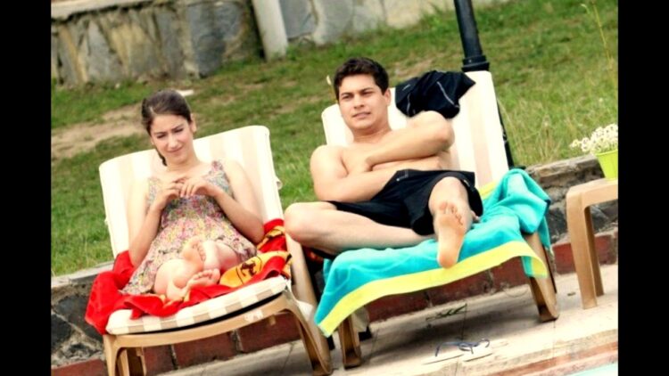hazal kaya feet 6