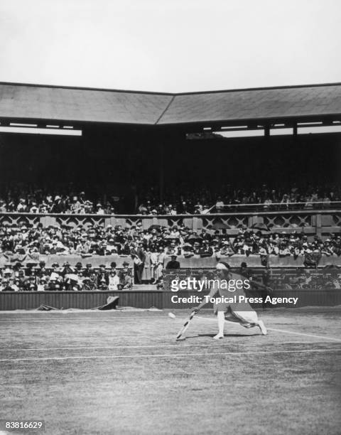 hazel hotchkiss wightman feet 6