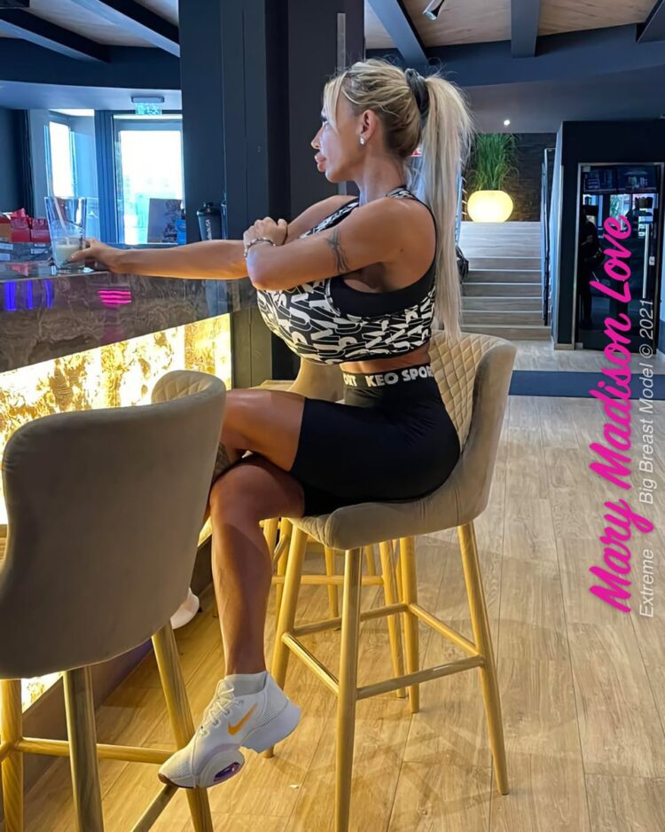 healthylifemary feet