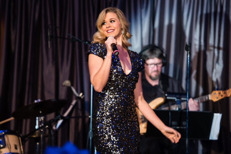 heather lundstedt oneill feet 4