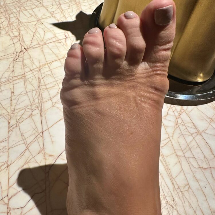 heather mcmahan feet