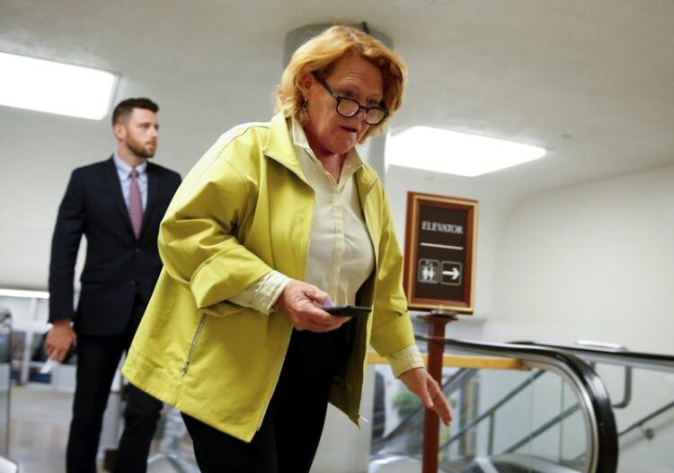 heidi heitkamp feet 5