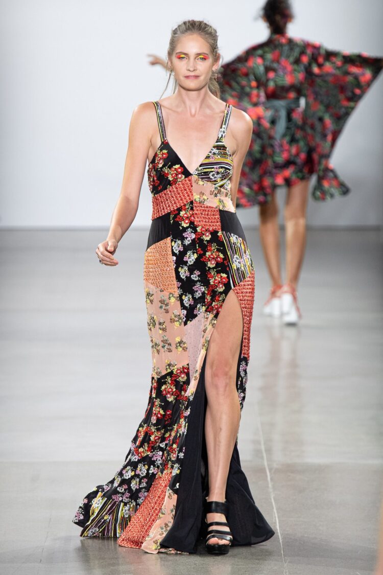 heidi mount feet 4 scaled