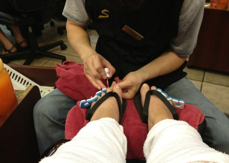 heidi newfield feet 3