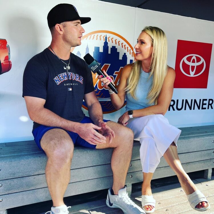 Heidi Watney Feet