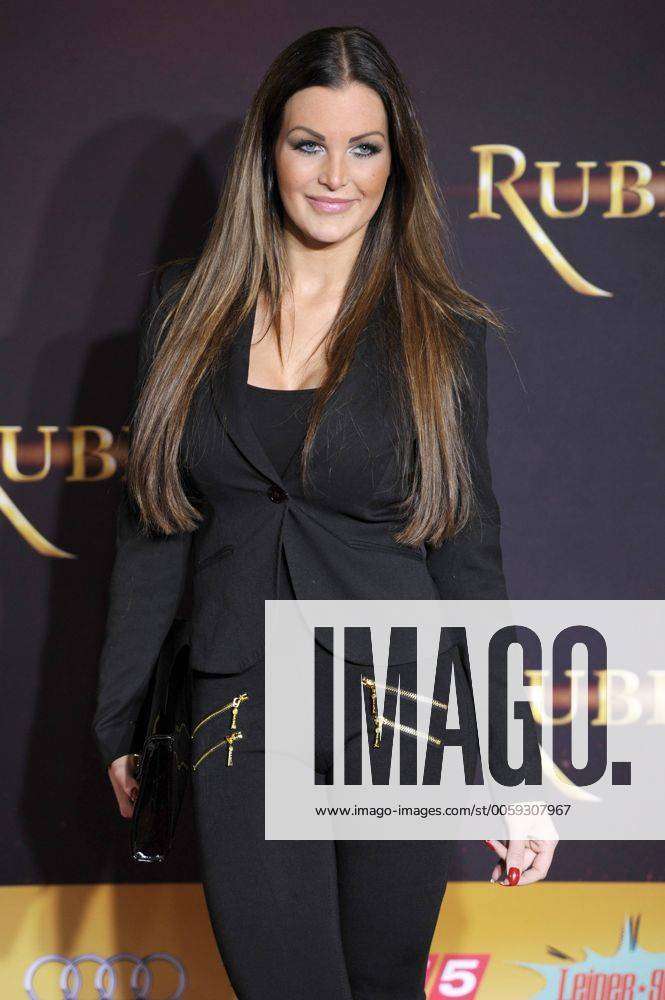 helen de muro feet 4