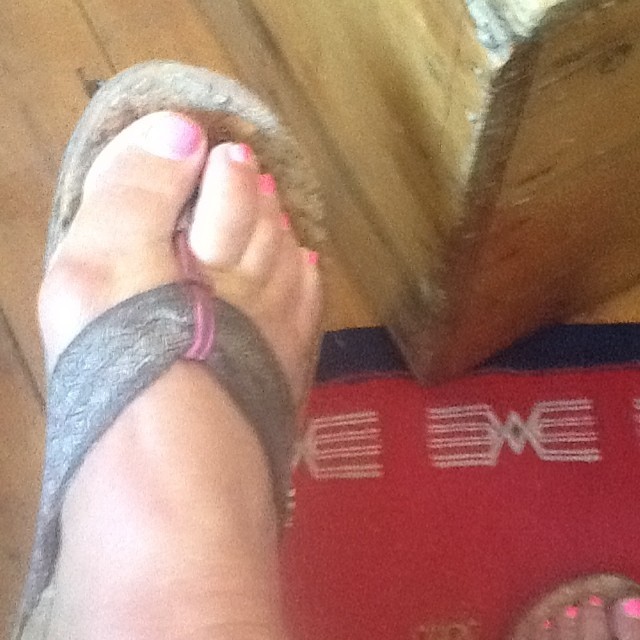 helen lederer feet 4