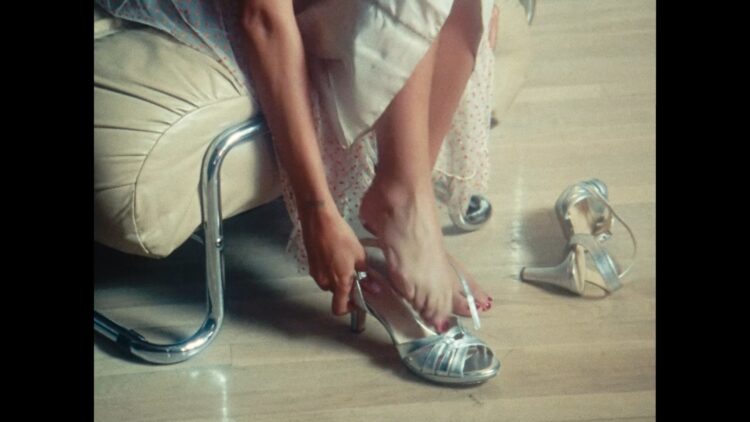 helena howard feet 1