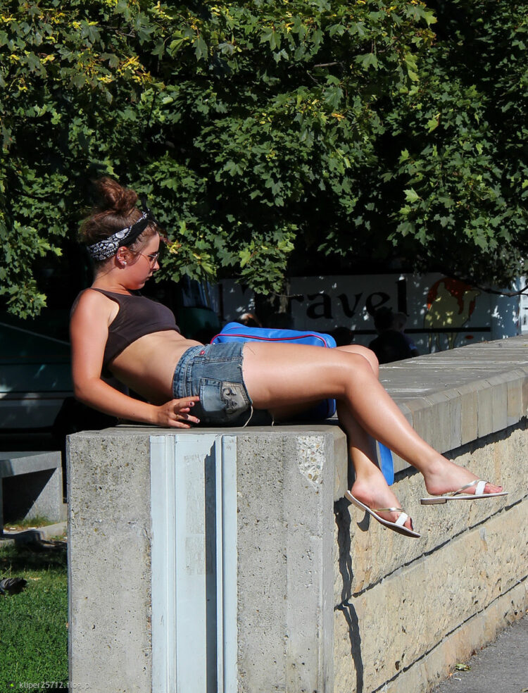 helena nalecz feet 1