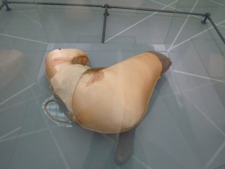 helene chadwick feet 6