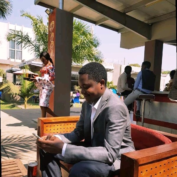 helene mambu ma disu feet 3