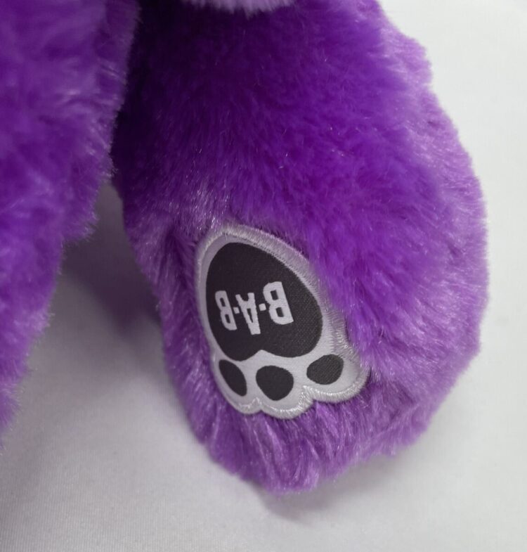 hello batty feet 6