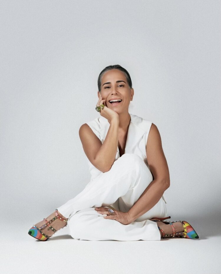 heloisa batalha feet 4