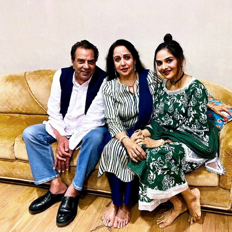 hema malini feet