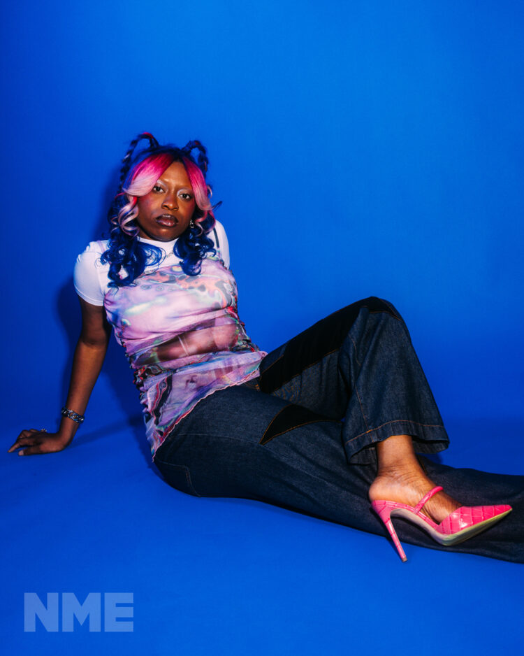 hemlocke springs feet 4