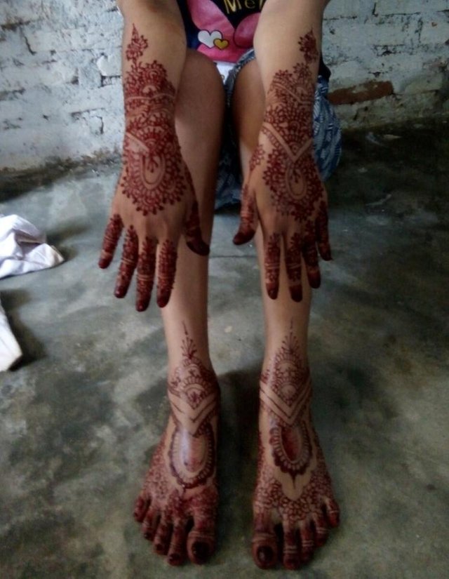 hena yang feet 3