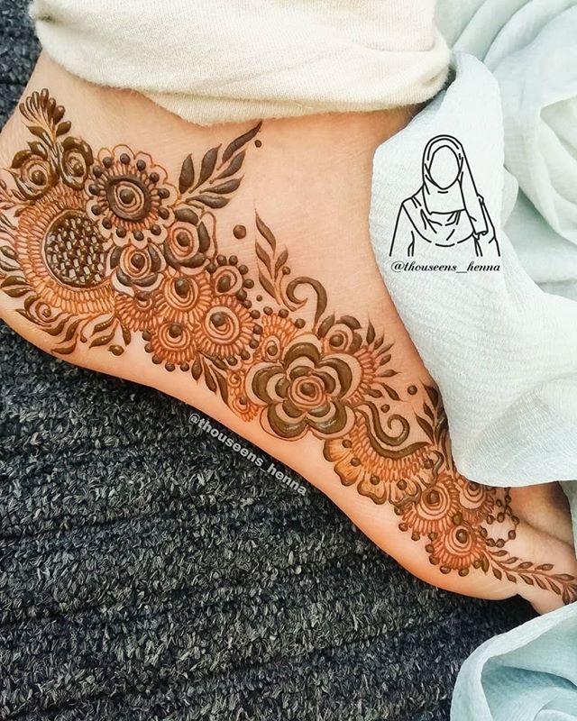 hennainspo feet