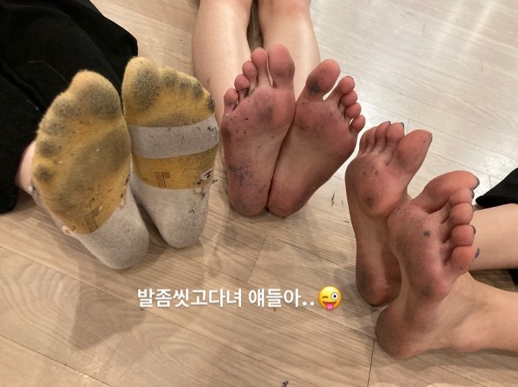 heo yoorim feet 2