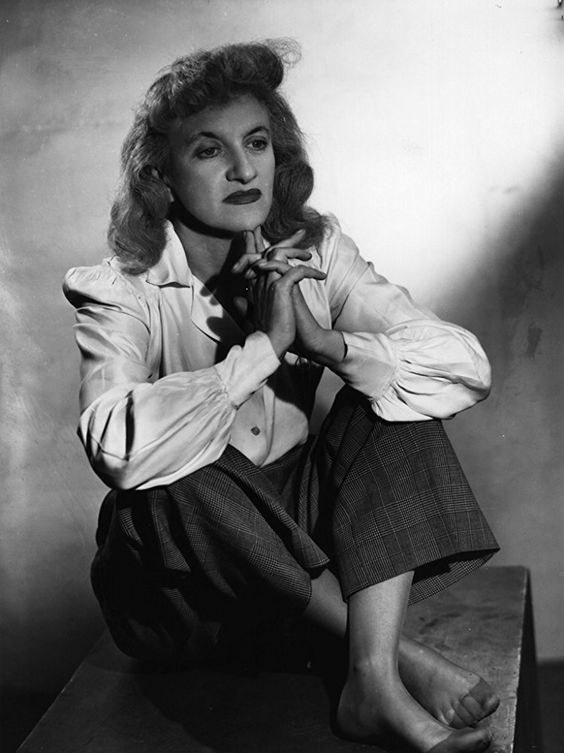 hermione gingold feet 2