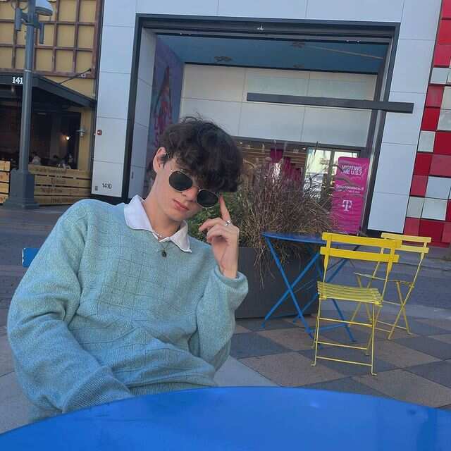 heyitsmaggieuh feet 3