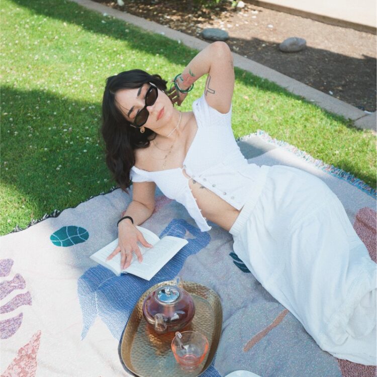 heyitspriscila feet 3