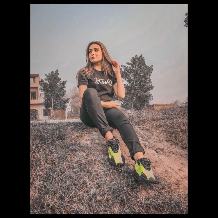 hiba amjed sabri feet 1