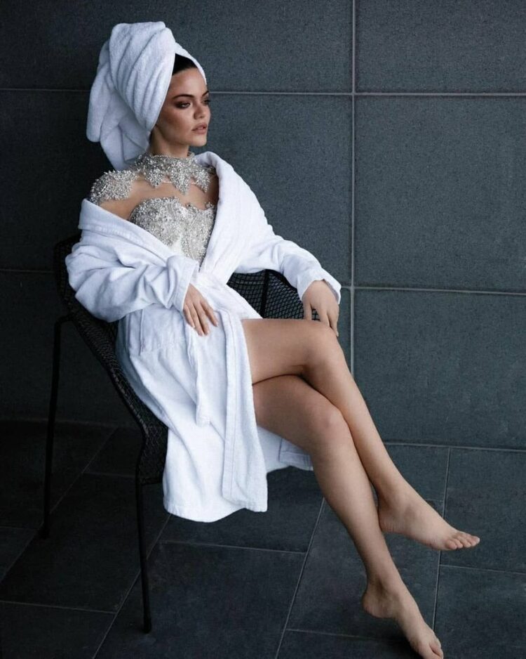 Hilal altınbilek feet