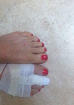 hilary farr feet 6