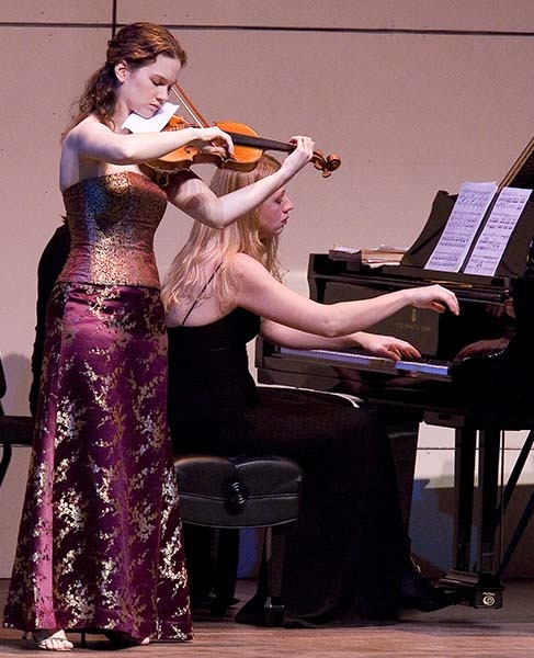 hilary hahn feet 3