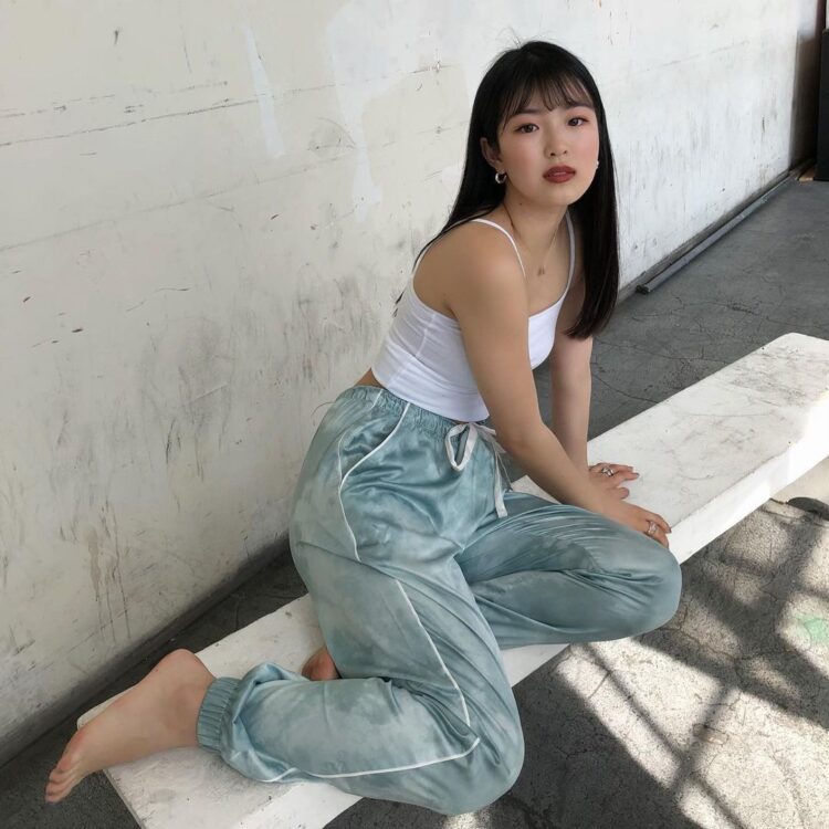 hina yoshihara feet
