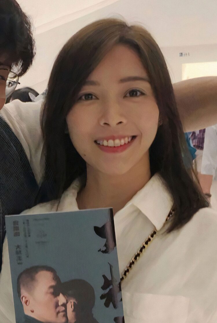 hiu yi cheung feet 2