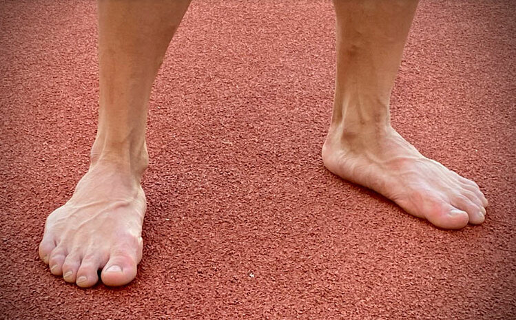 hoang kim ngan feet 2