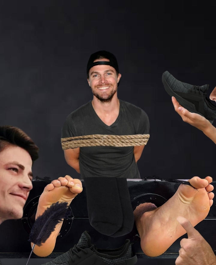 holland stephens feet 3