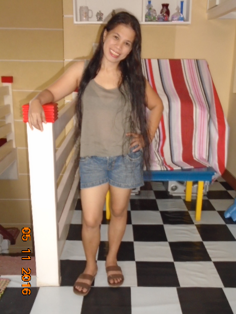 holland stephens feet 6