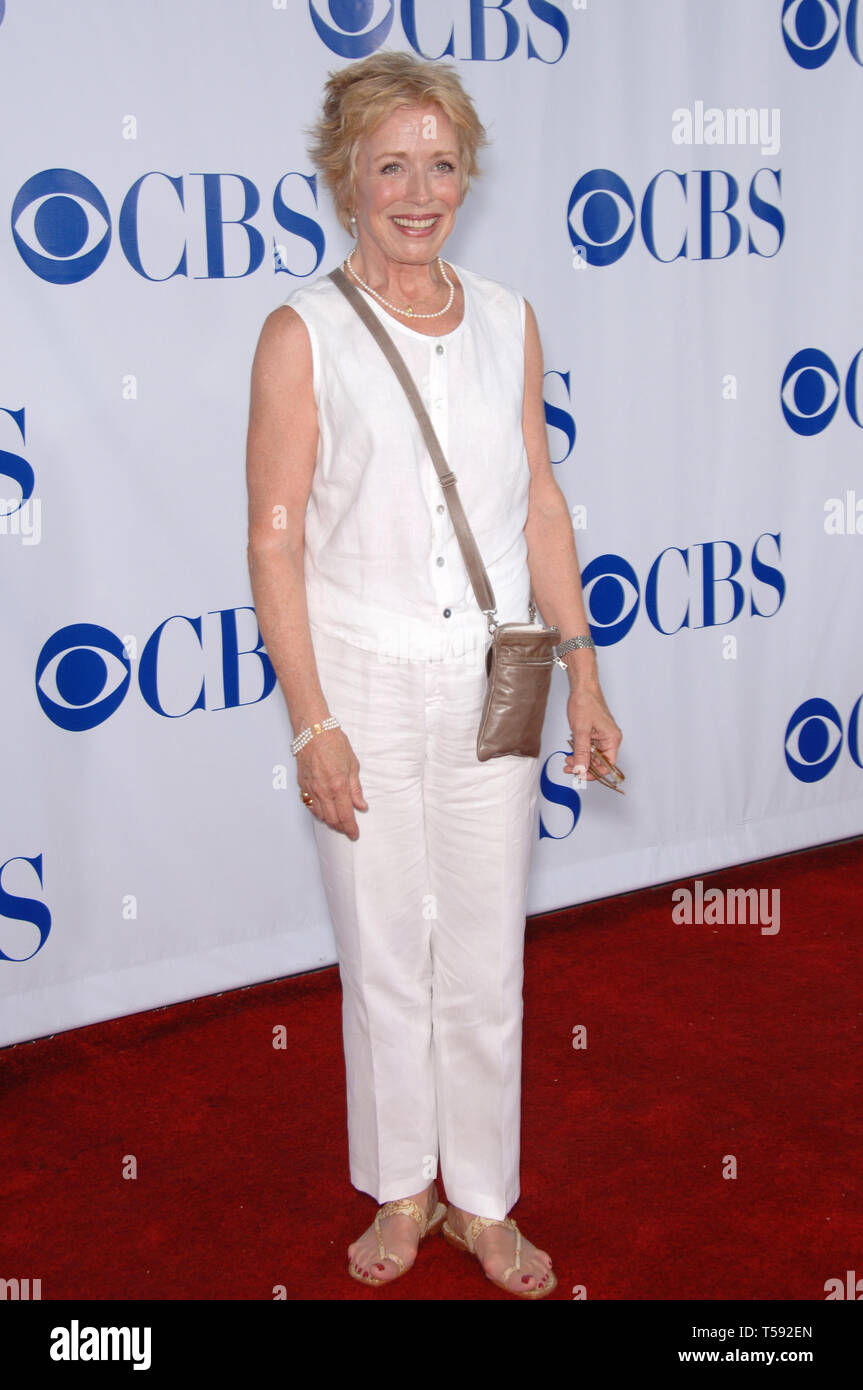 holland taylor feet 3