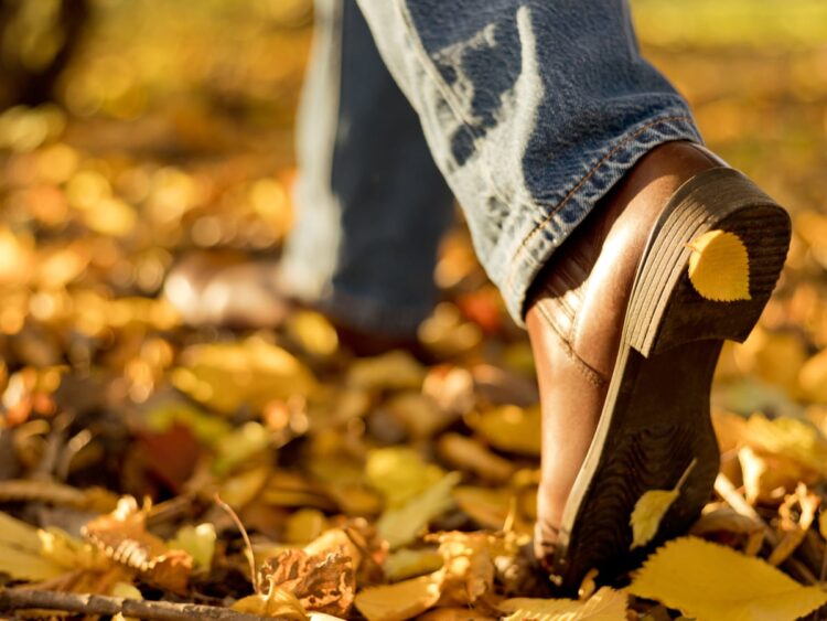 hollie brooks feet 3