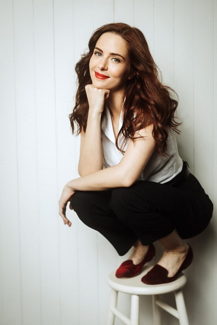 holly deveaux feet 6