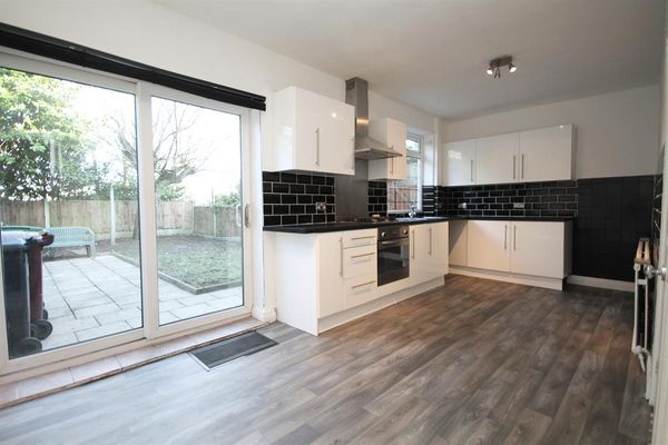 holly farnworth feet 6