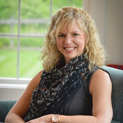 holly mueller feet 6