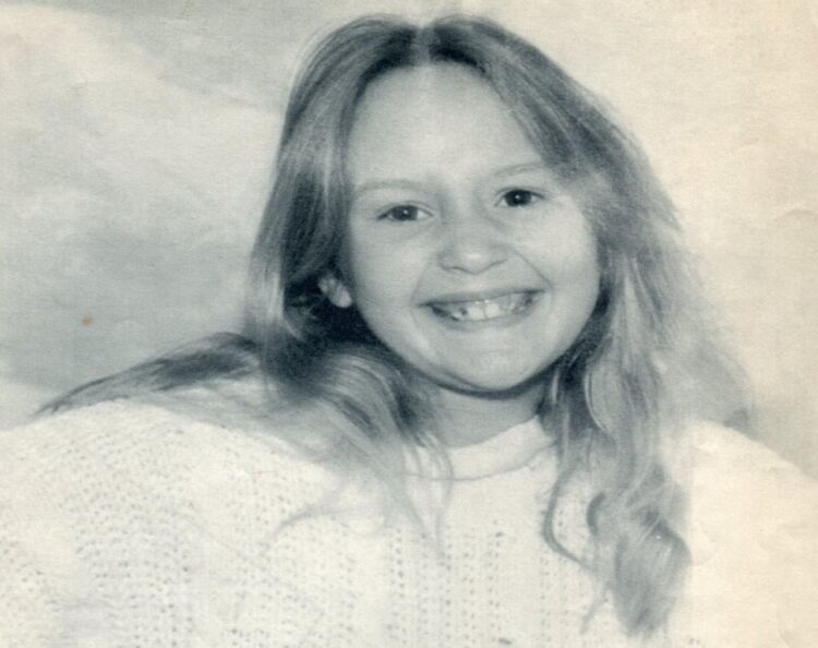 holly piirainen feet 5