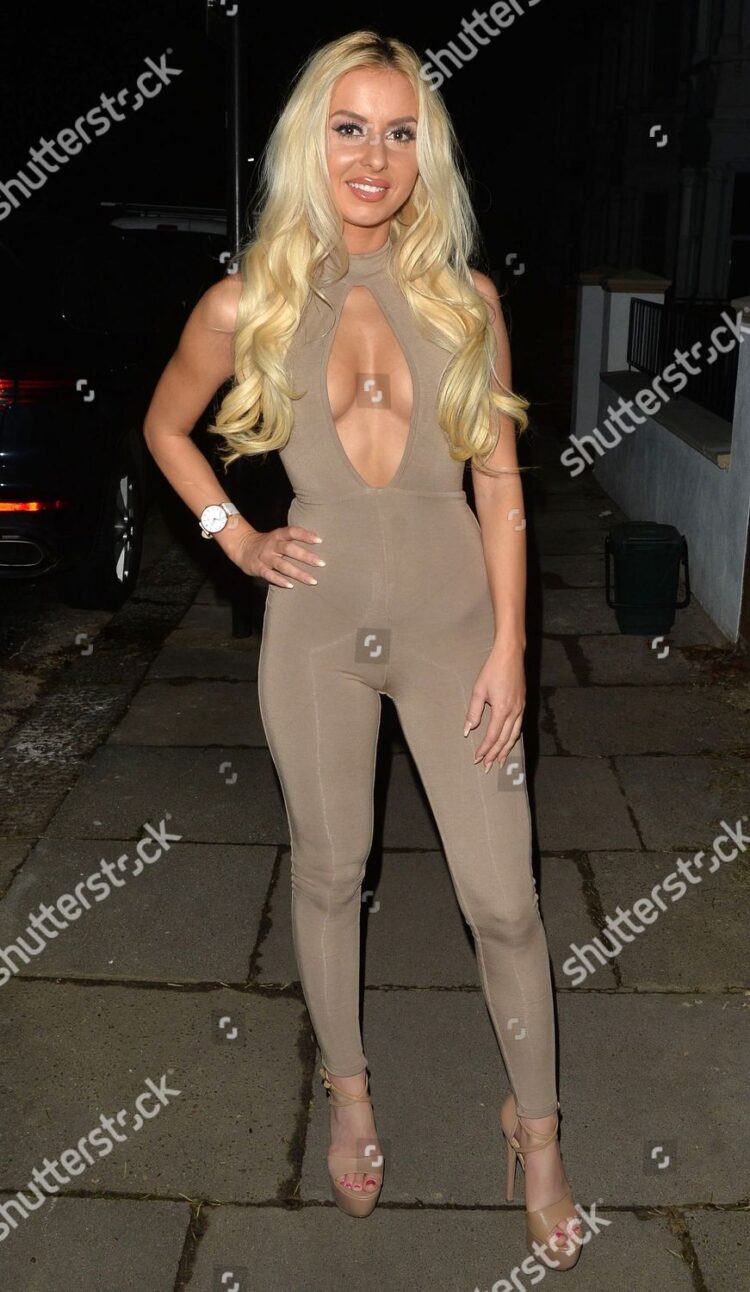 holly rickwood feet 1