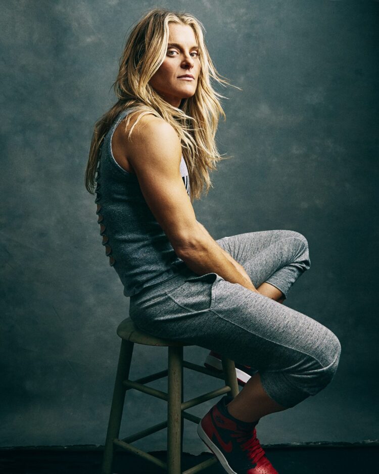 holly rillinger feet 6